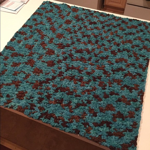 Hand Crocheted Baby Blanket - New - Just Made - Picture 2 of 7